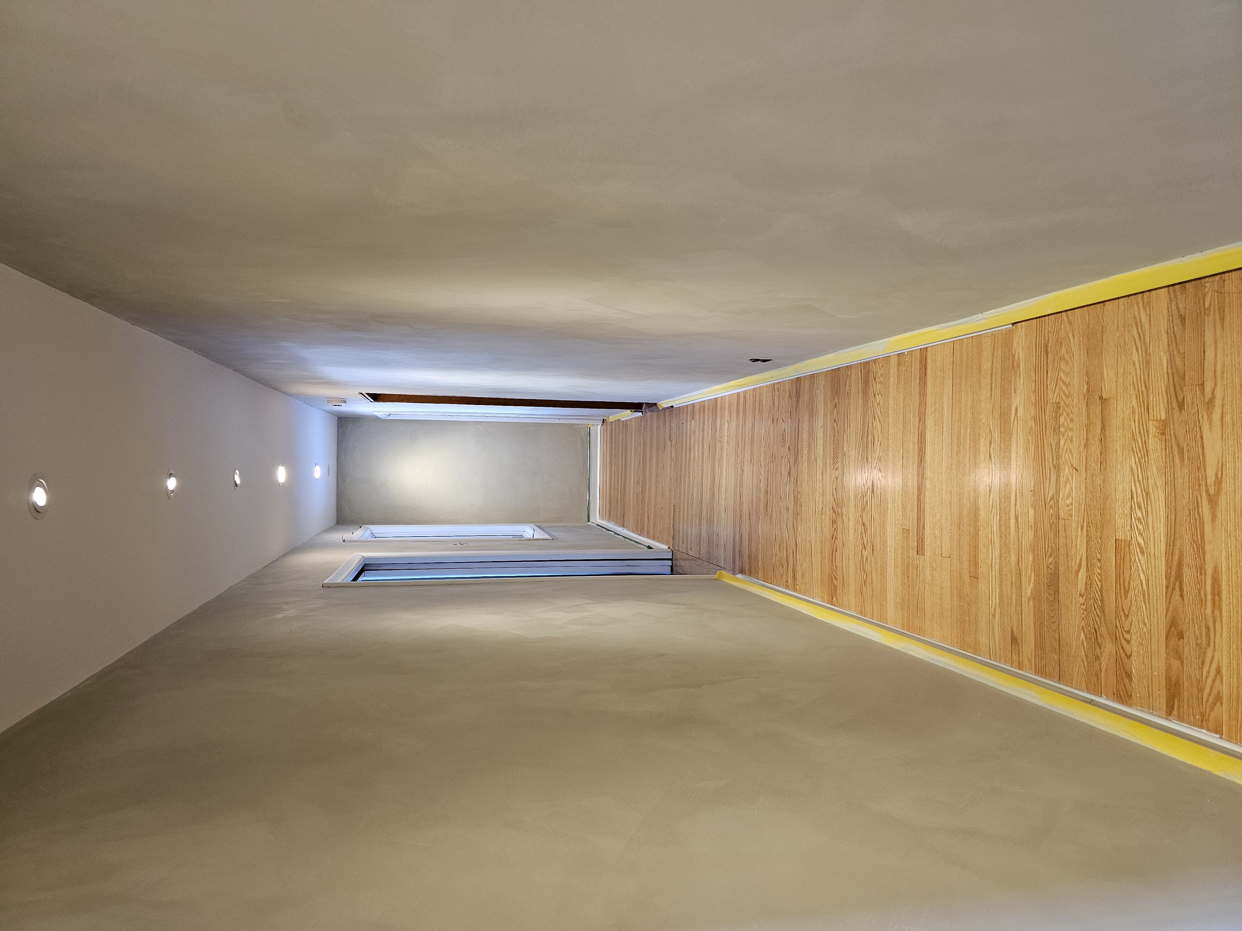 Finished plaster hallway